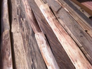 wandverkleidung-holz