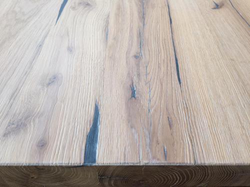 Altholz Tisch gebürstet gespachtelt