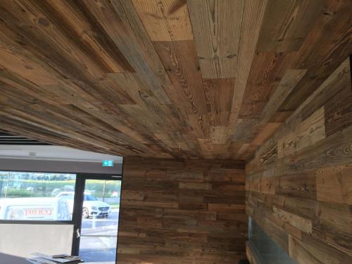 Wand Decke Altholz