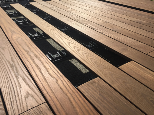 holzterrasse-verlegen-ohne-schrauben-clipsystem