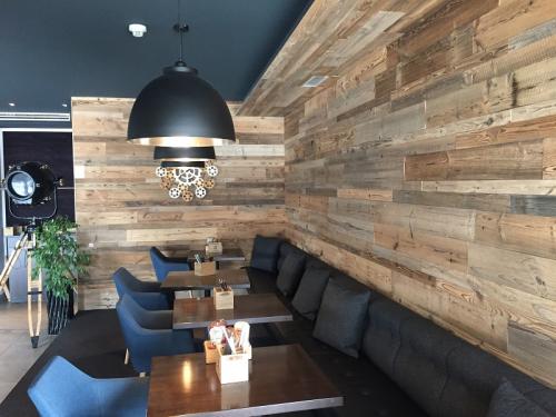 Altholz Wandverkleidung (1) (1)