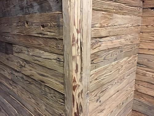 Altholz Wandverkleidung Abschluss