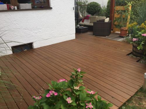 Holzterrasse