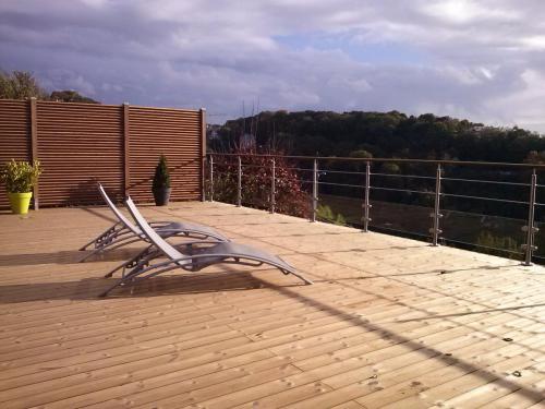 Holzterrasse Thermokiefer