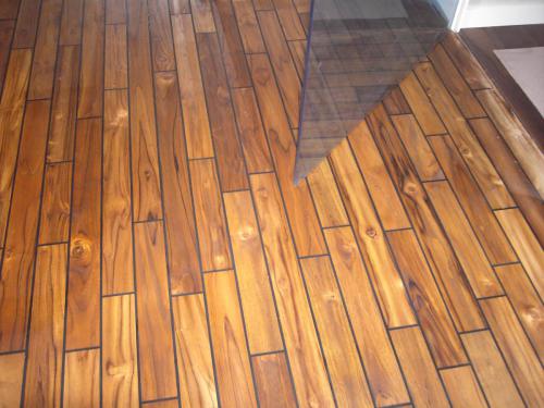 Parkett wasserfest geoelt