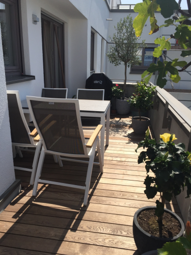 Thermoesche Balkonbelag