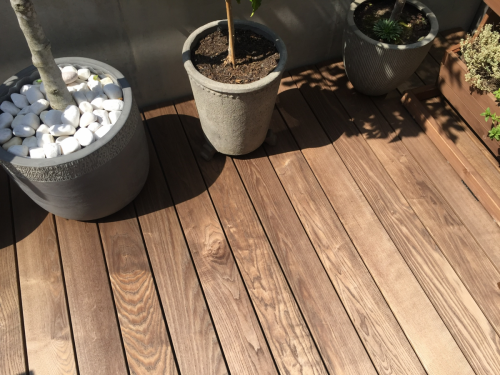 Thermoesche Dielen austauschen