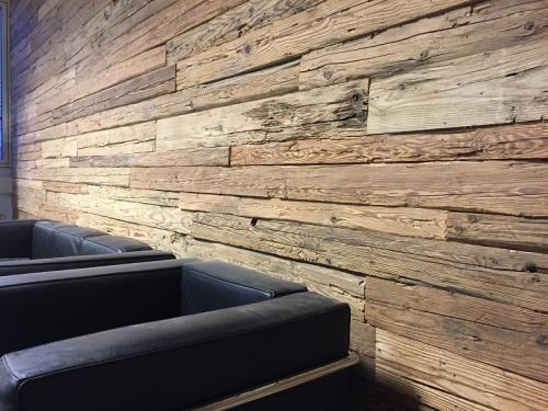 Wandverkleidung Altholz